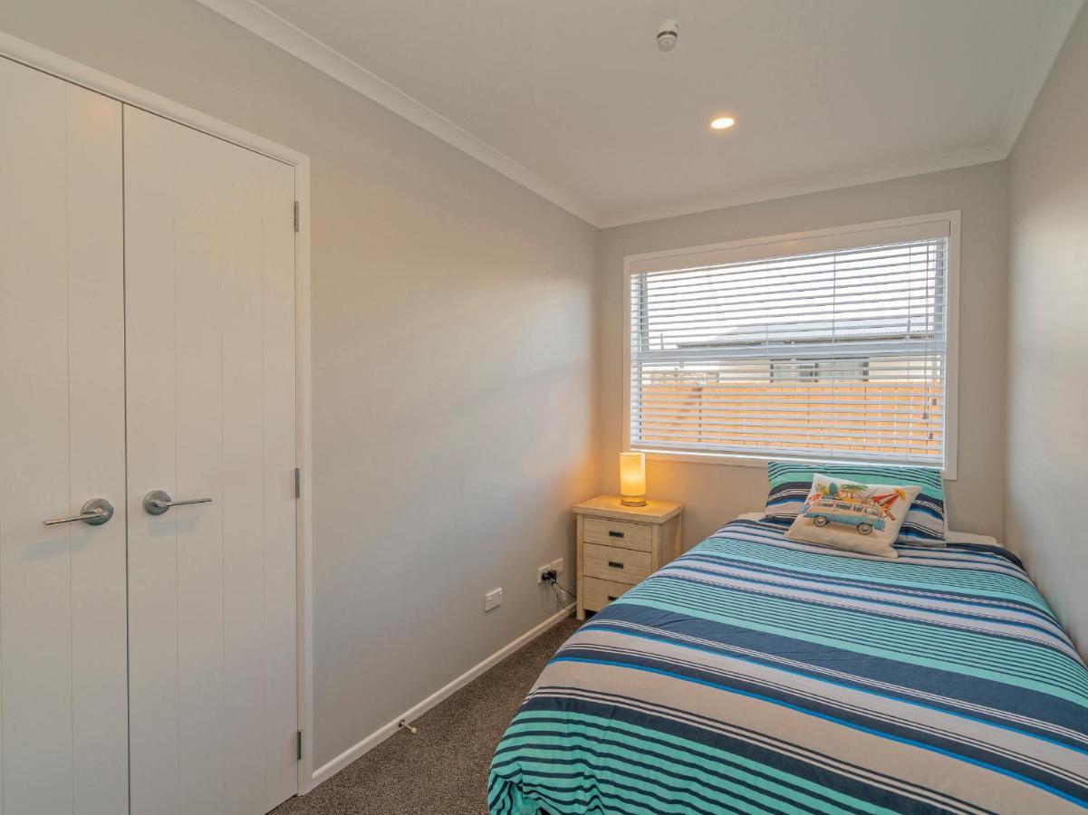 Modern Beach Pad - Whitianga Holiday Home Екстериор снимка