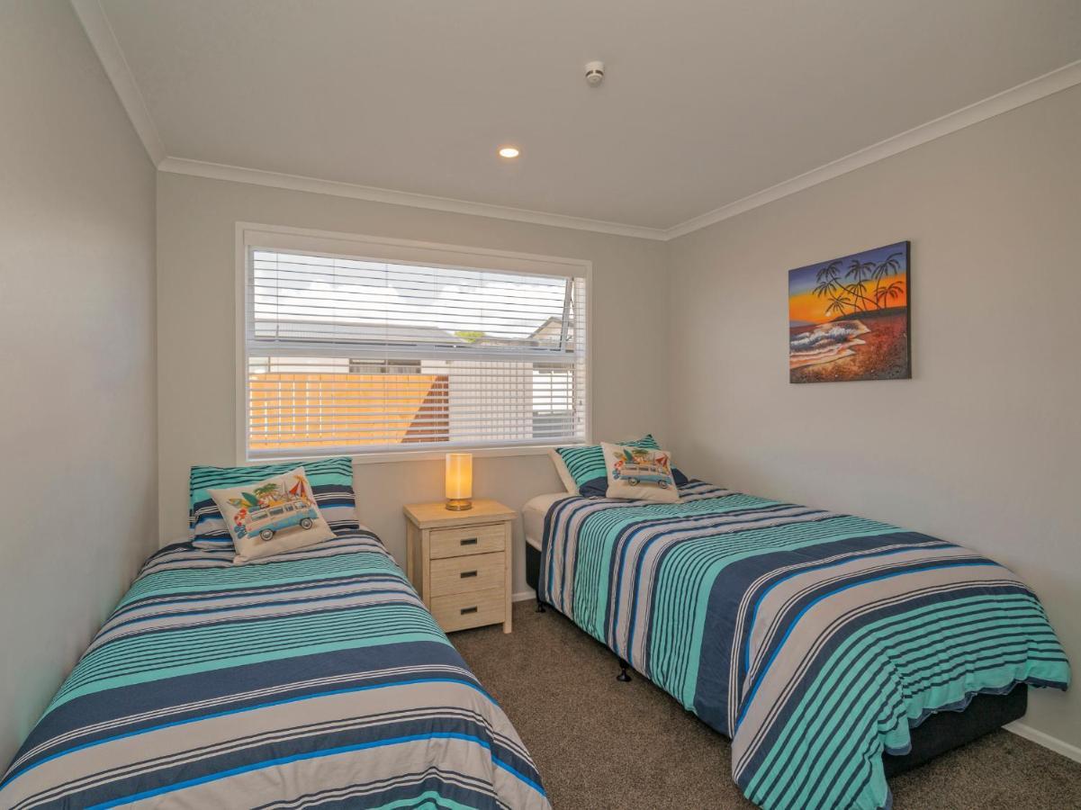 Modern Beach Pad - Whitianga Holiday Home Екстериор снимка