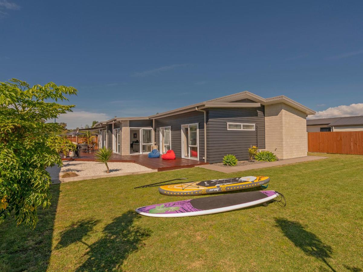 Modern Beach Pad - Whitianga Holiday Home Екстериор снимка